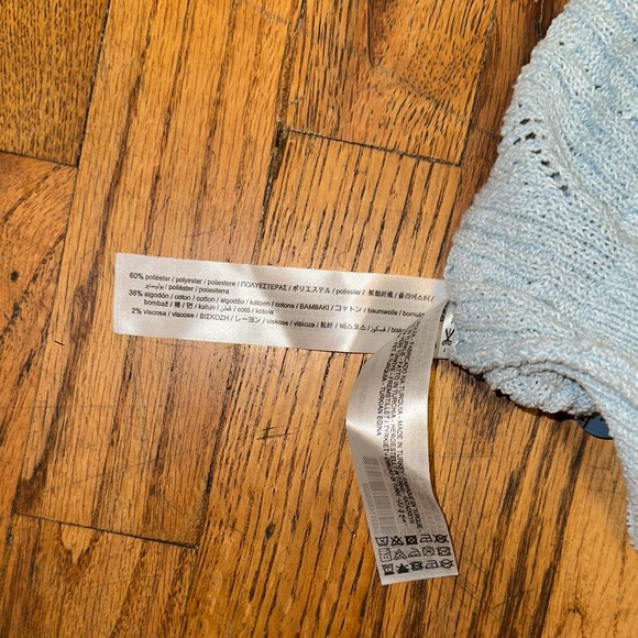 Zara Pastel Blue Knit Top with Floral Accents - Picture 9 of 11